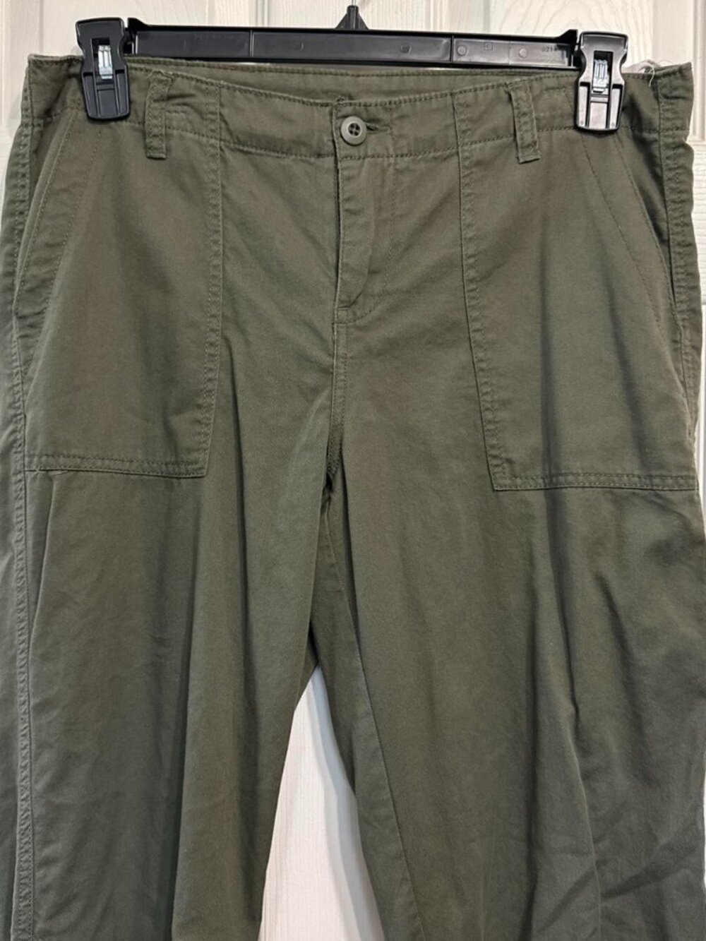 Khaki green jogger pants #military